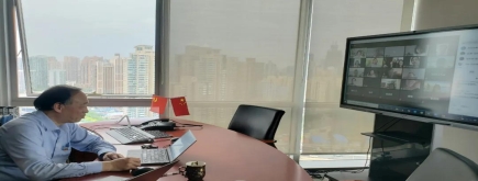 蘇永華博士為清華大學(xué)心理學(xué)系學(xué)生在線直播授課